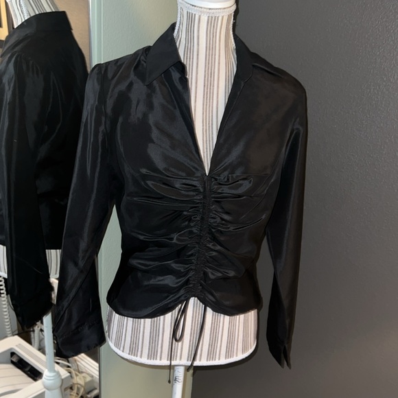 David Meister, black blouse, ruched front, zips up left side, size 8, STUNNING - Picture 1 of 13